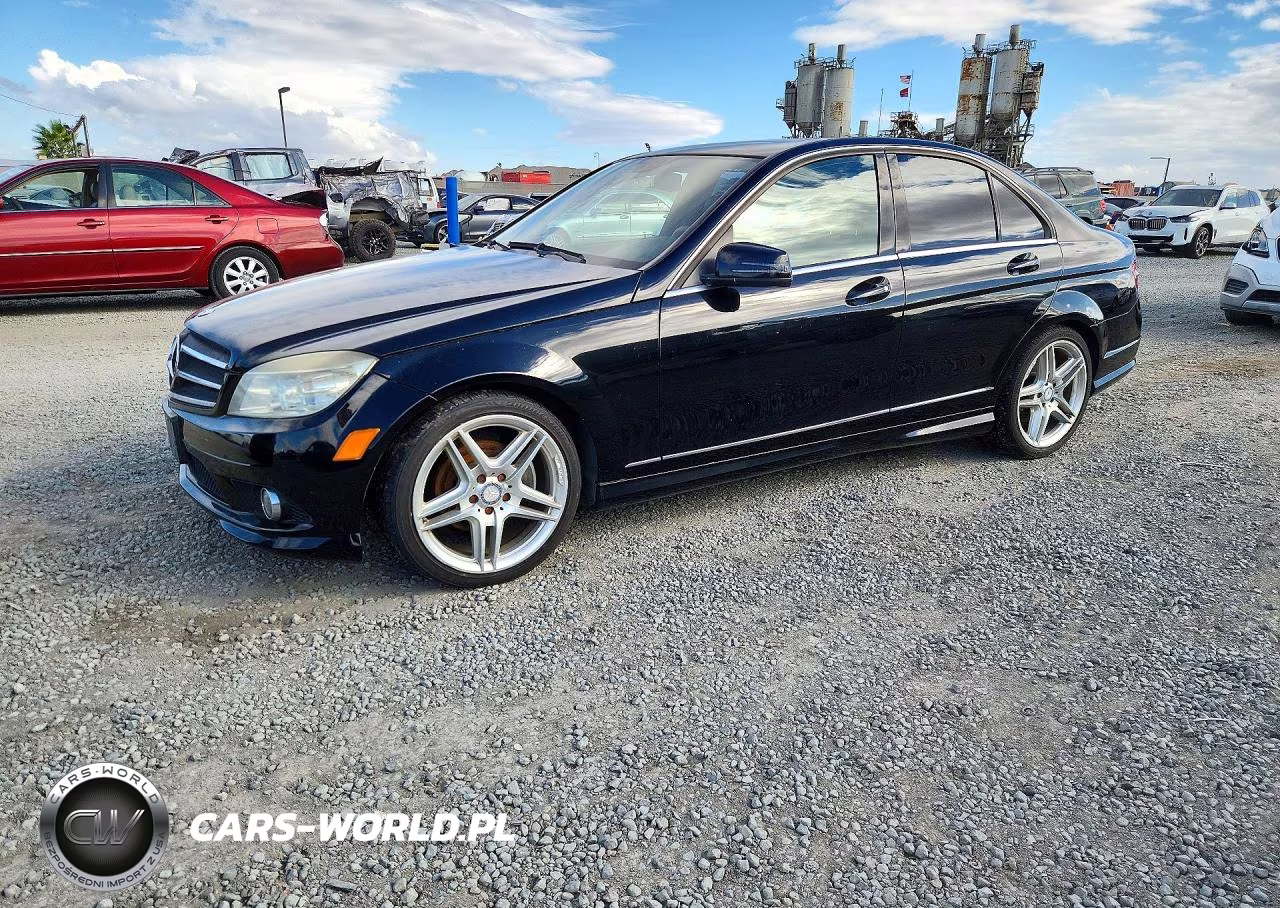 2010 Mercedes-Benz C 300 VIN:WDDGF5EB8AR098069 - 1