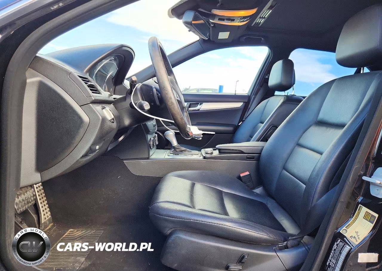2010 Mercedes-Benz C 300 VIN:WDDGF5EB8AR098069 - 7