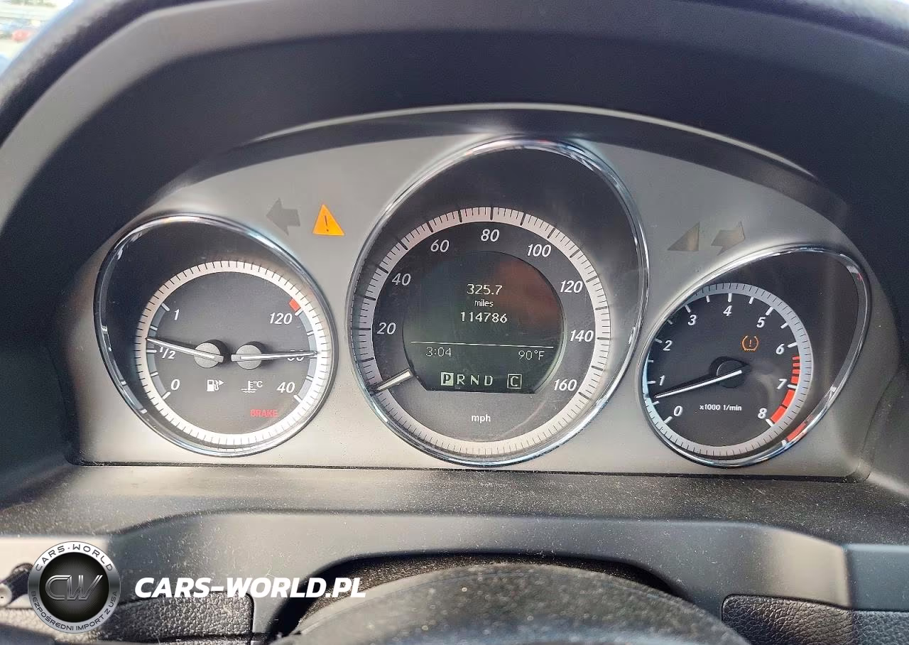2010 Mercedes-Benz C 300 VIN:WDDGF5EB8AR098069 - 9