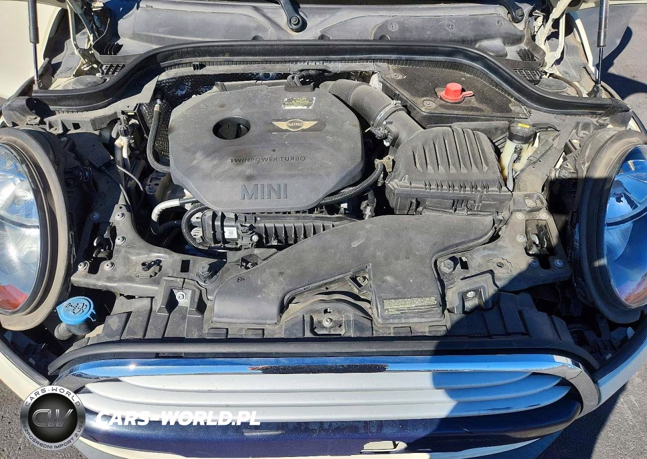 2015 Mini Cooper VIN:WMWXM5C53F3B34256 - 11