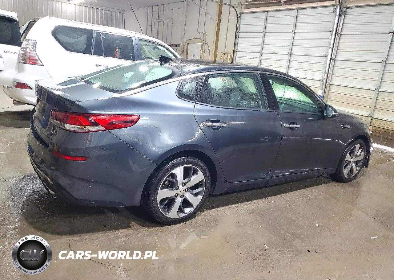 2019 Kia Optima S VIN:5XXGT4L30KG376539 - 3