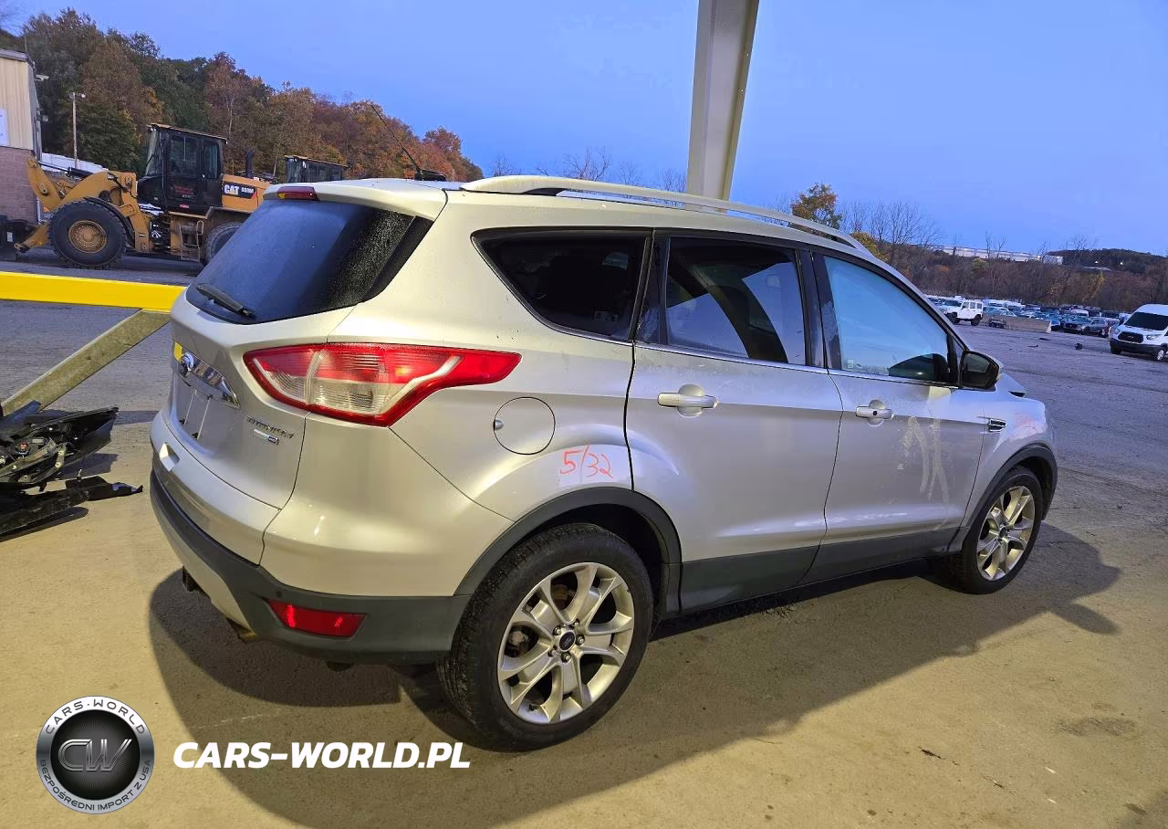 2016 Ford Escape Titanium VIN:1FMCU9J9XGUB18557 - 3