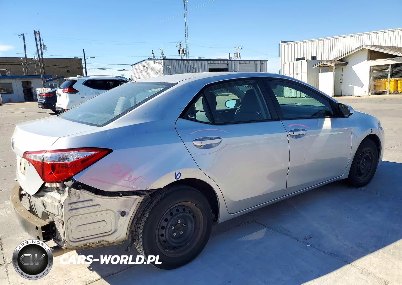 2014 Toyota Corolla L VIN:5YFBURHE7EP162352 - 3