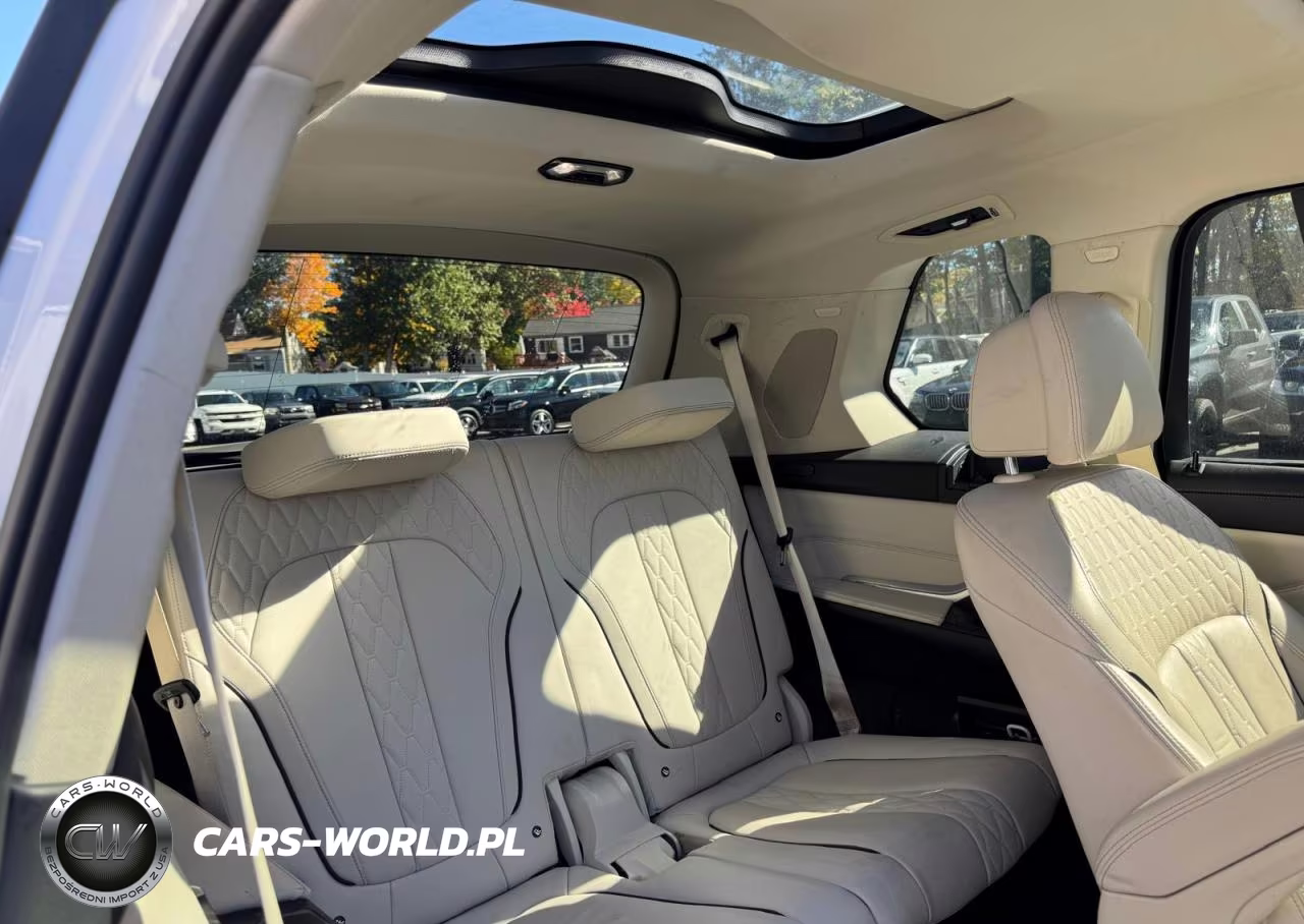 2020 BMW X7 xDrive40I VIN:5UXCW2C07L9B32645 - 5