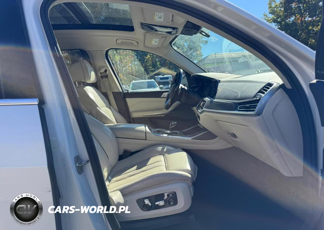 2020 BMW X7 xDrive40I VIN:5UXCW2C07L9B32645 - 9
