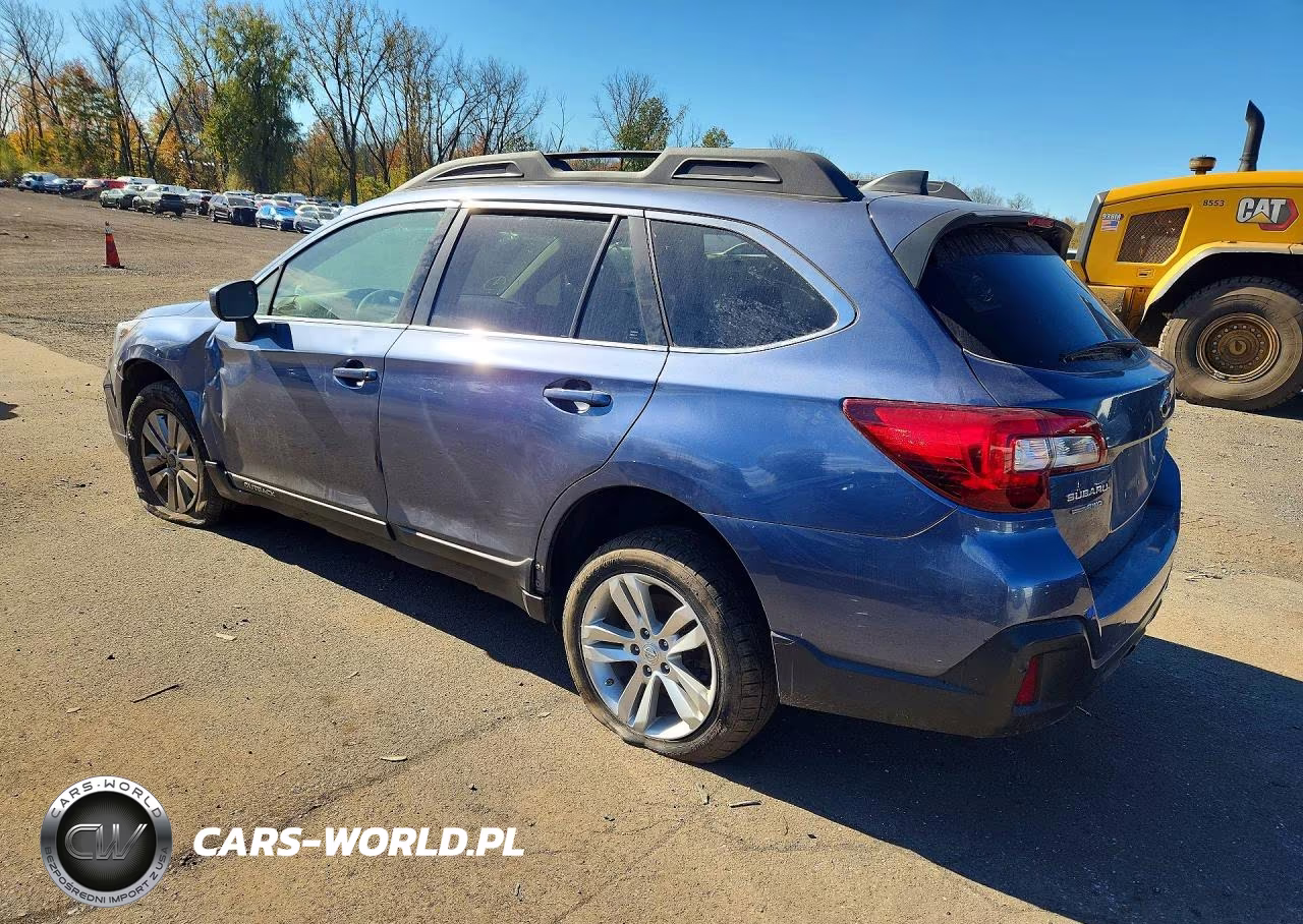 2018 Subaru Outback 2.5I Premium VIN:4S4BSACC9J3244983 - 2
