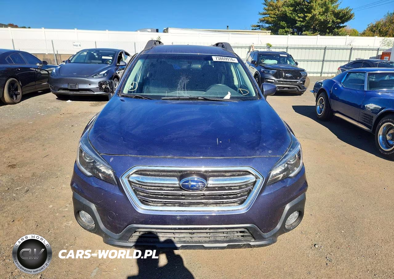 2018 Subaru Outback 2.5I Premium VIN:4S4BSACC9J3244983 - 5