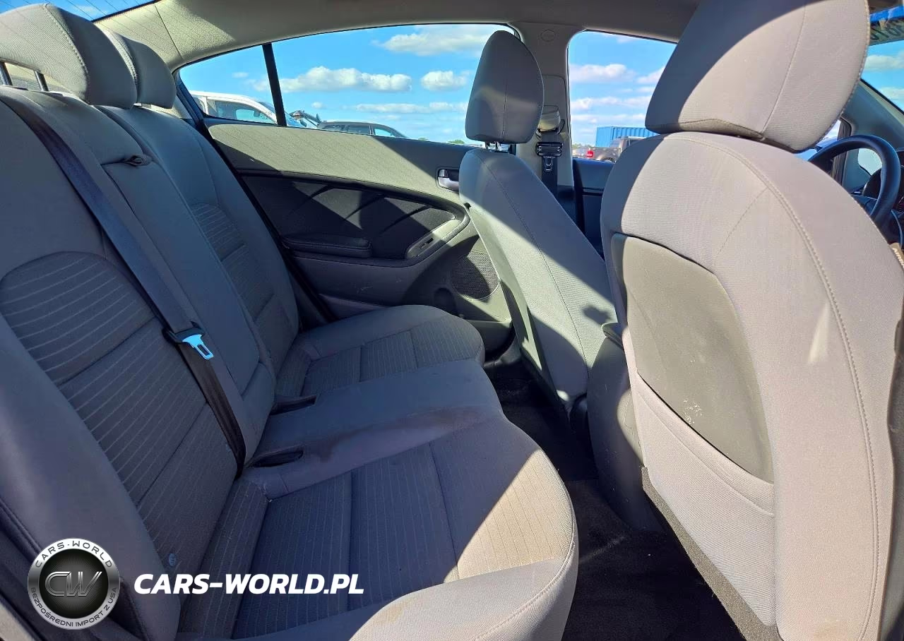 2017 Kia Forte Lx VIN:3KPFL4A77HE127240 - 10