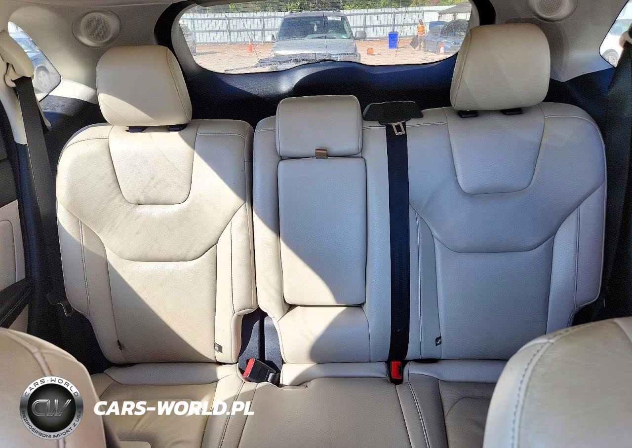 2021 Ford Edge Titanium VIN:2FMPK3K91MBA51061 - 10