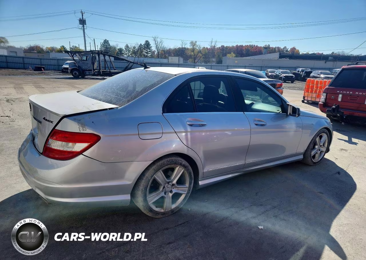 2011 Mercedes-Benz C 300 4Matic VIN:WDDGF8BB8BR133460 - 3