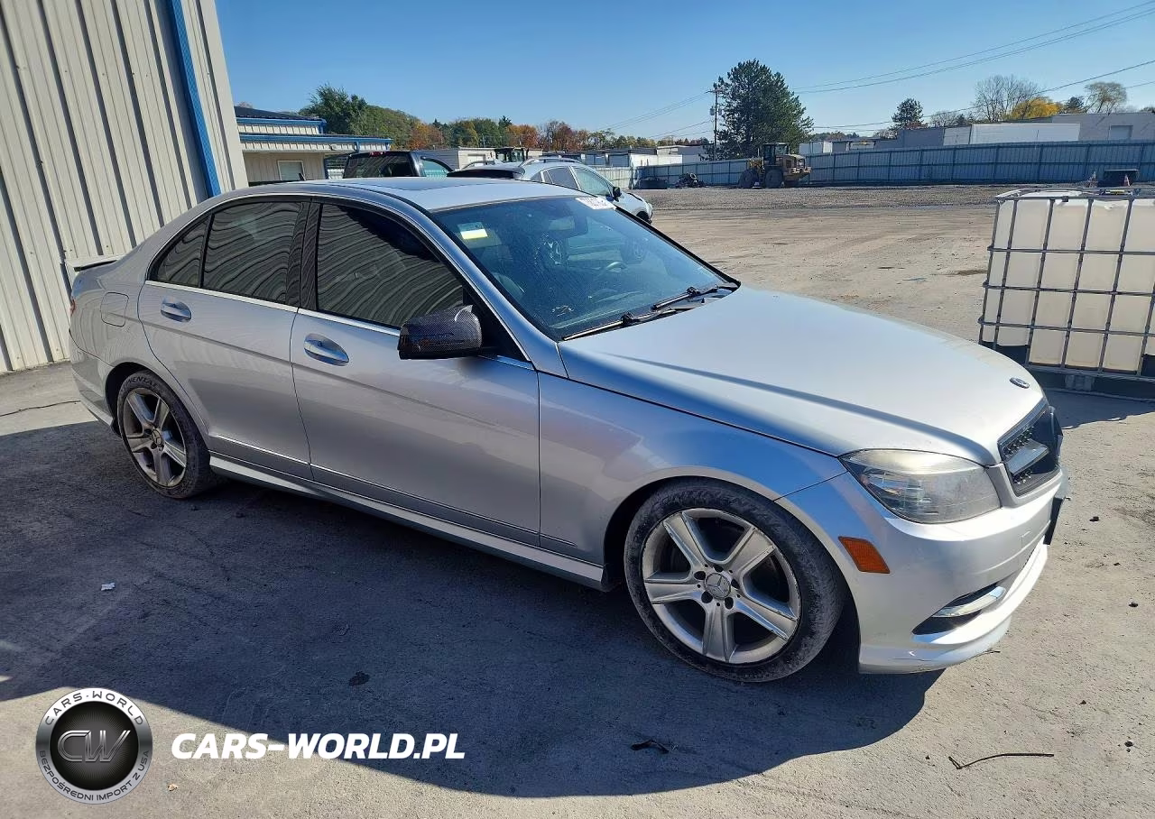 2011 Mercedes-Benz C 300 4Matic VIN:WDDGF8BB8BR133460 - 4
