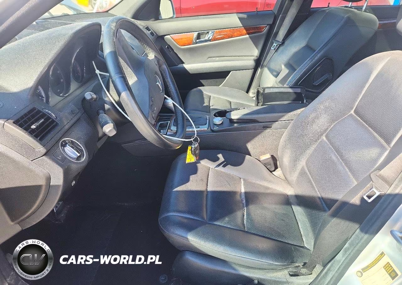 2011 Mercedes-Benz C 300 4Matic VIN:WDDGF8BB8BR133460 - 7