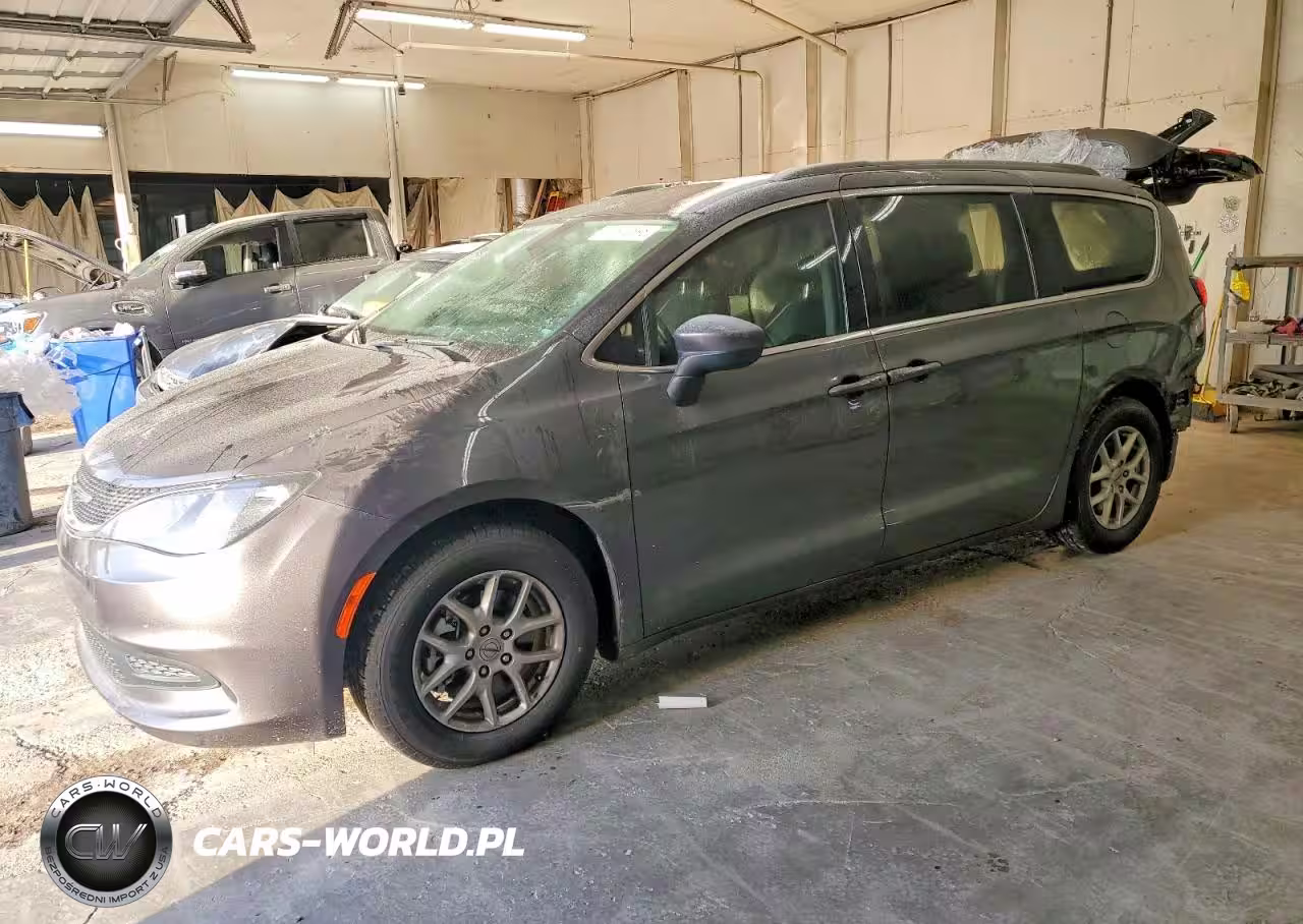2021 Chrysler Voyager Lxi