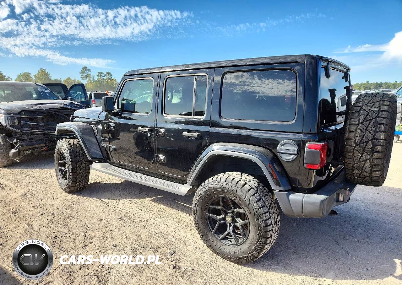 2020 Jeep Wrangler Unlimited Sahara VIN:1C4HJXEN1LW153405 - 2