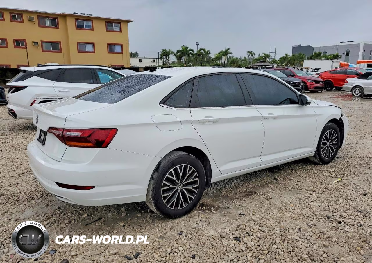 2019 Volkswagen Jetta S VIN:3VWCB7BU5KM273013 - 3