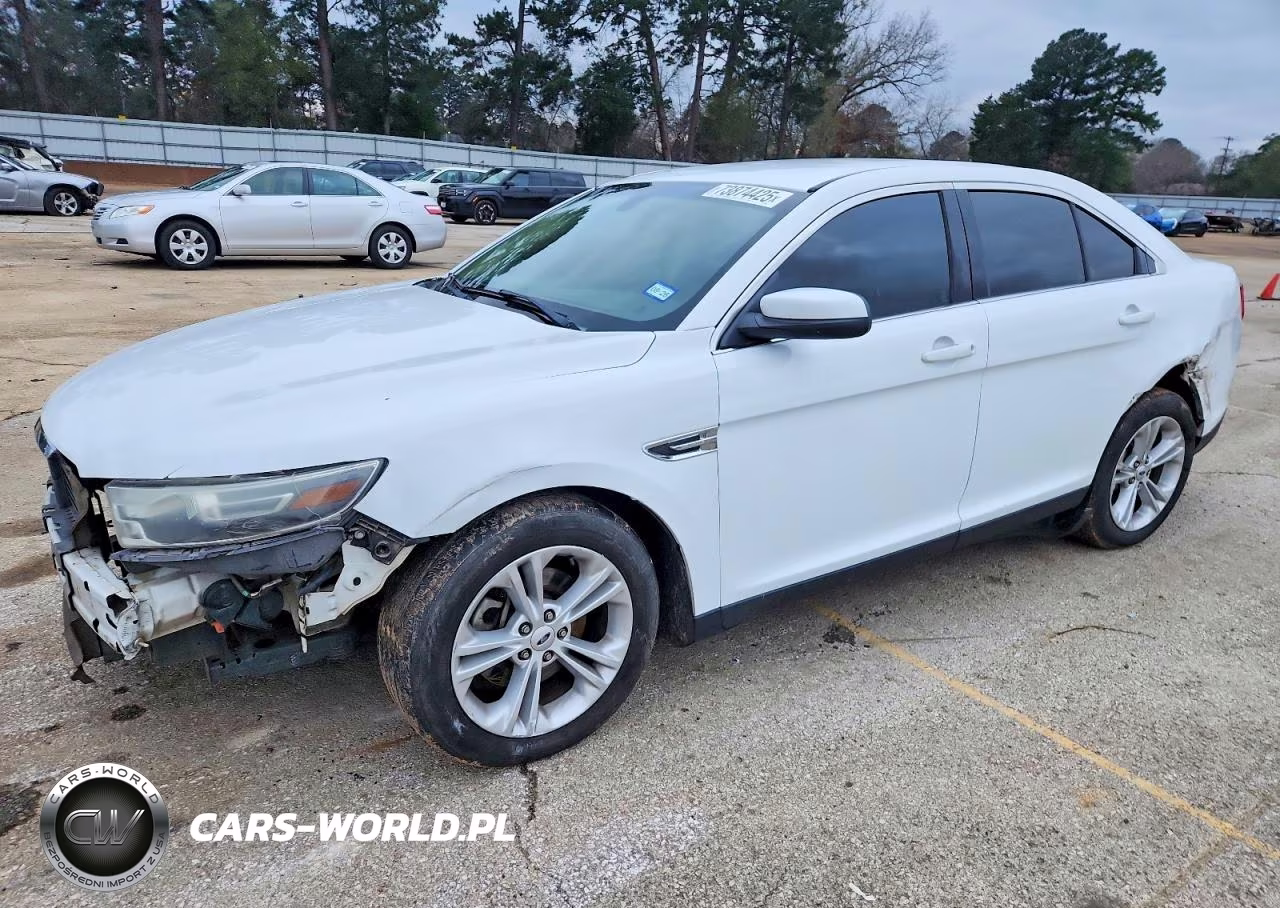 2015 Ford Taurus Sel