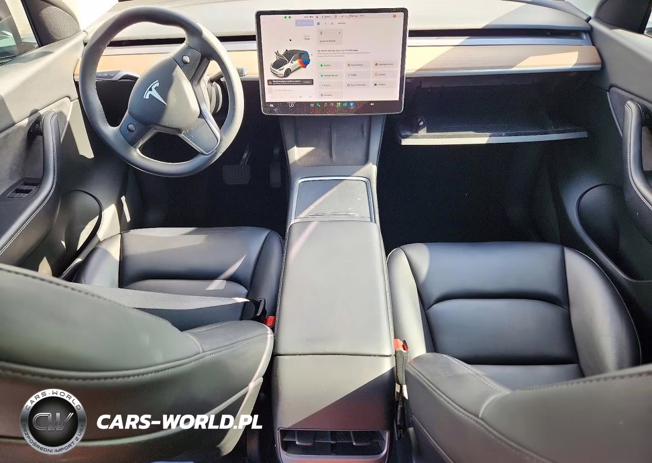 2022 Tesla Model Y VIN:7SAYGDEE0NF348631 - 8