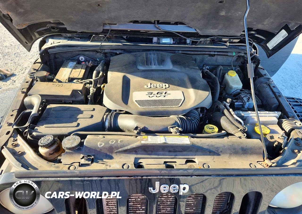 2012 Jeep Wrangler Unlimited Sahara VIN:1C4HJWEG8CL153222 - 11