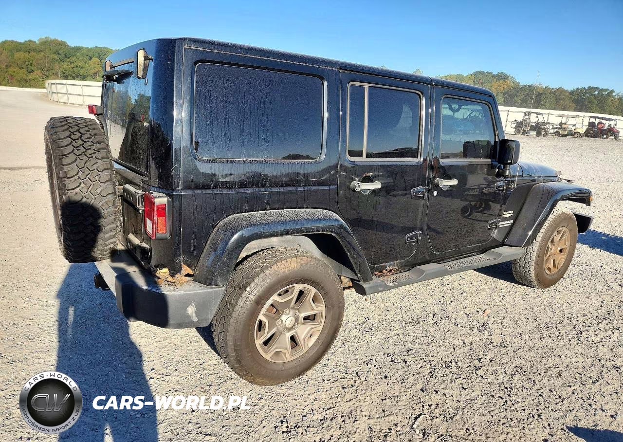 2012 Jeep Wrangler Unlimited Sahara VIN:1C4HJWEG8CL153222 - 3