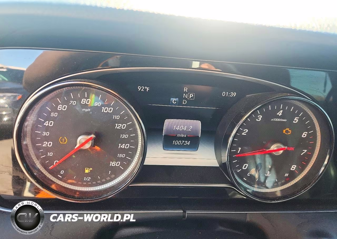2018 Mercedes-Benz E 300 VIN:WDDZF4JB1JA466891 - 9