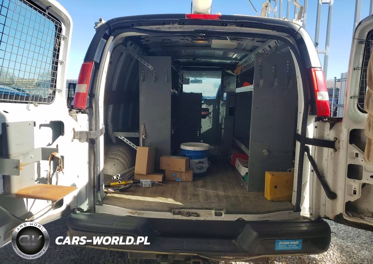 2013 Chevrolet Express G2500 Utility - Service Van VIN:1GCWGFCAXD1903060 - 10