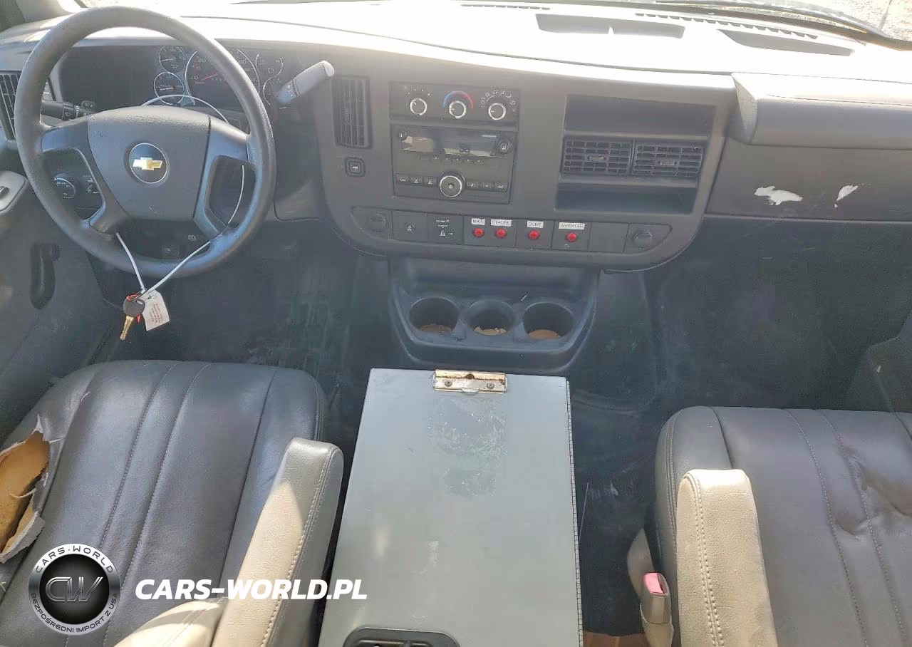 2013 Chevrolet Express G2500 Utility - Service Van VIN:1GCWGFCAXD1903060 - 8