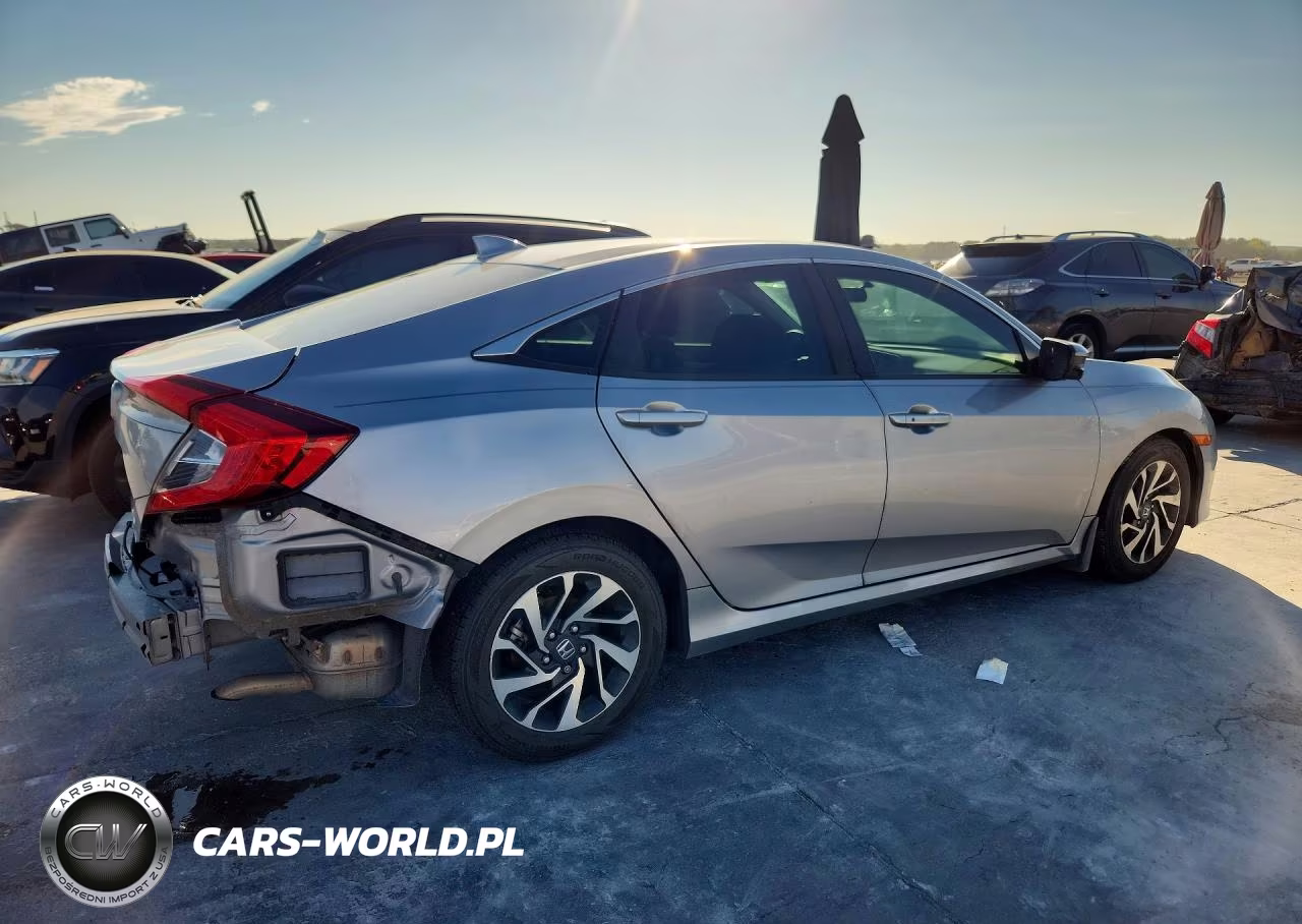 2017 Honda Civic Ex VIN:19XFC2F77HE073600 - 3