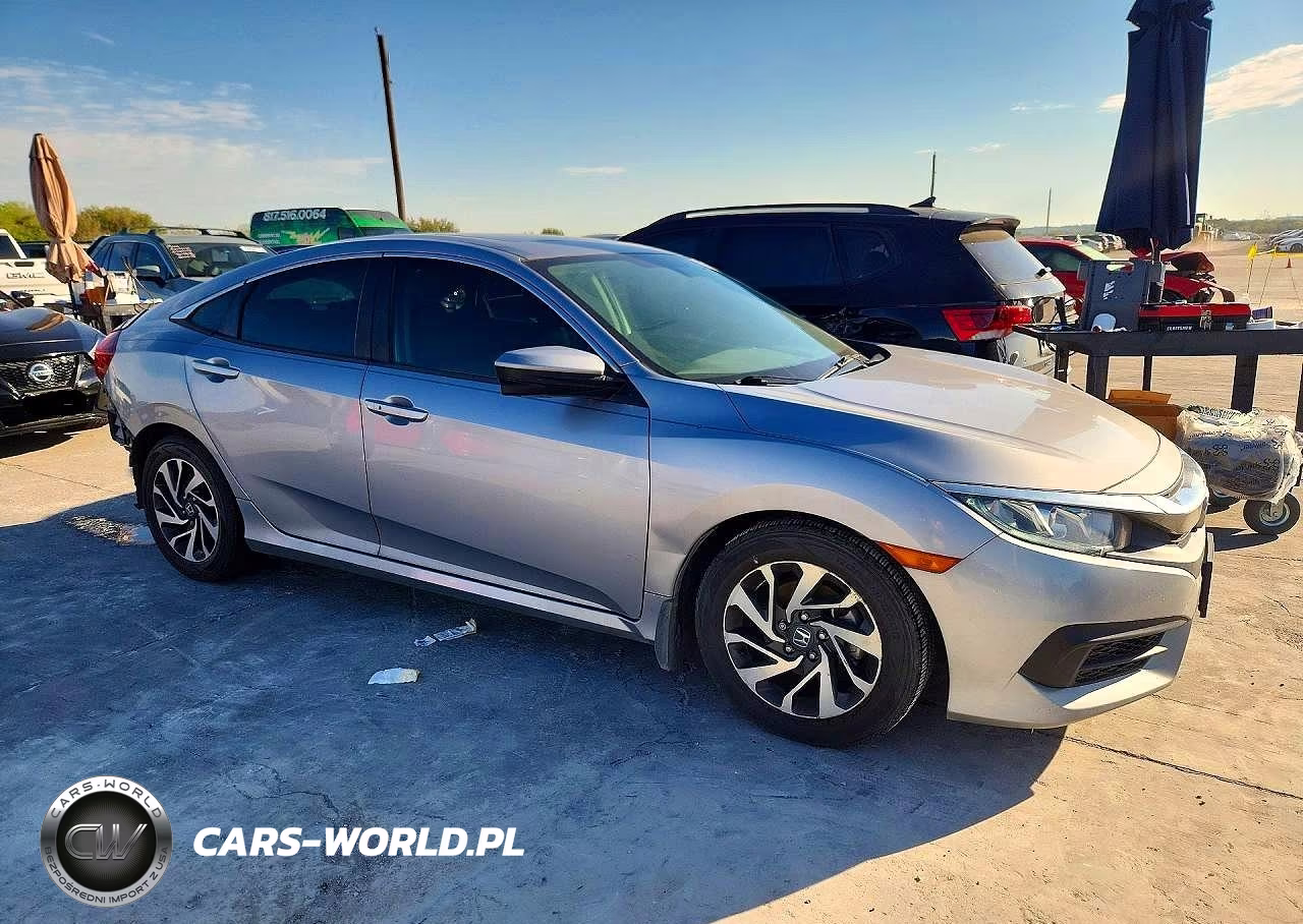 2017 Honda Civic Ex VIN:19XFC2F77HE073600 - 4