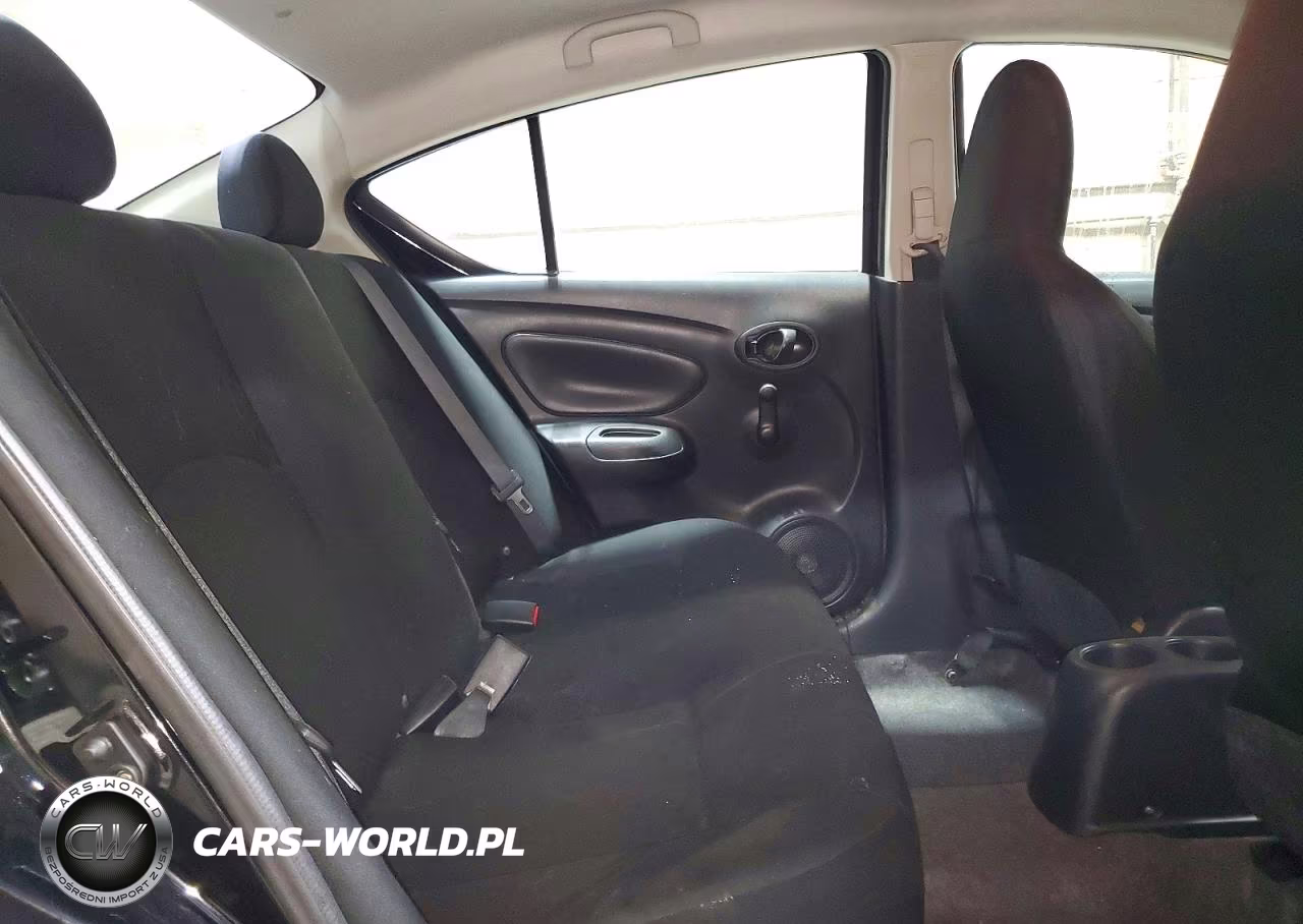 2015 Nissan Versa 1.6 S Plus VIN:3N1CN7AP2FL810943 - 10