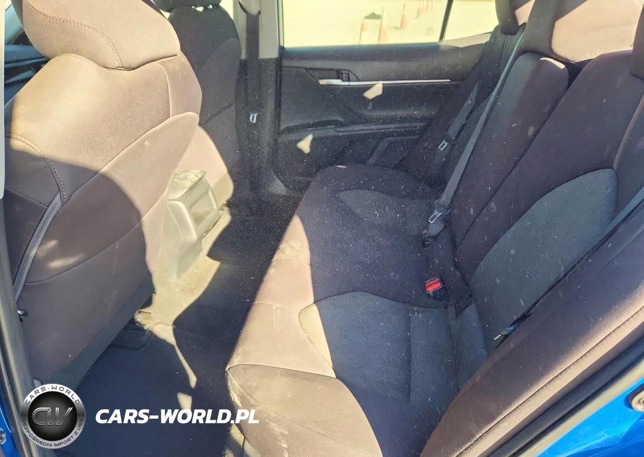 2020 Toyota Camry VIN:4T1L11AK3LU393324 - 10