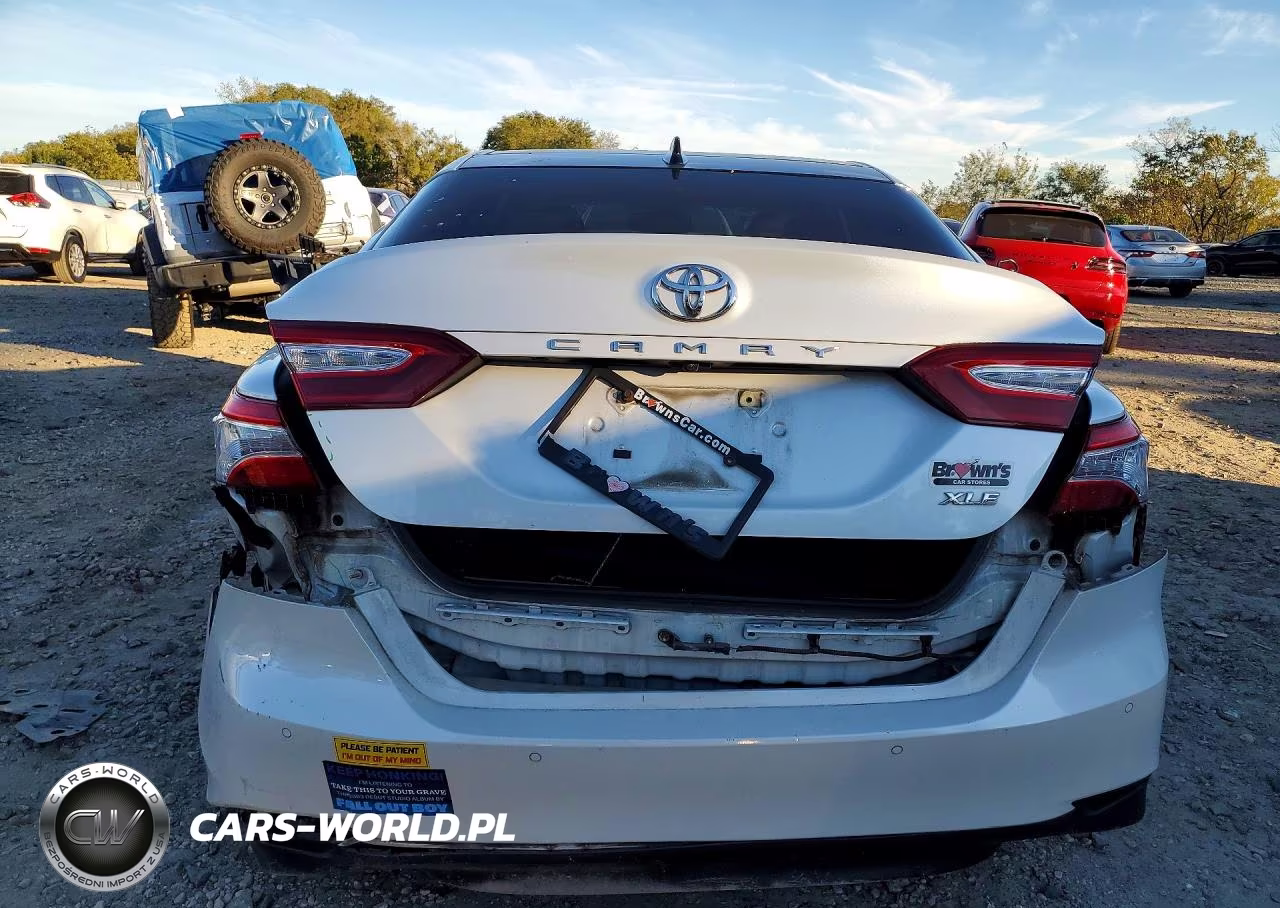 2018 Toyota Camry Xle VIN:4T1B11HK3JU095614 - 6