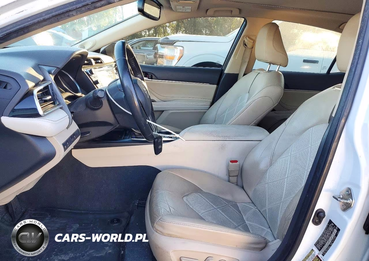 2018 Toyota Camry Xle VIN:4T1B11HK3JU095614 - 7