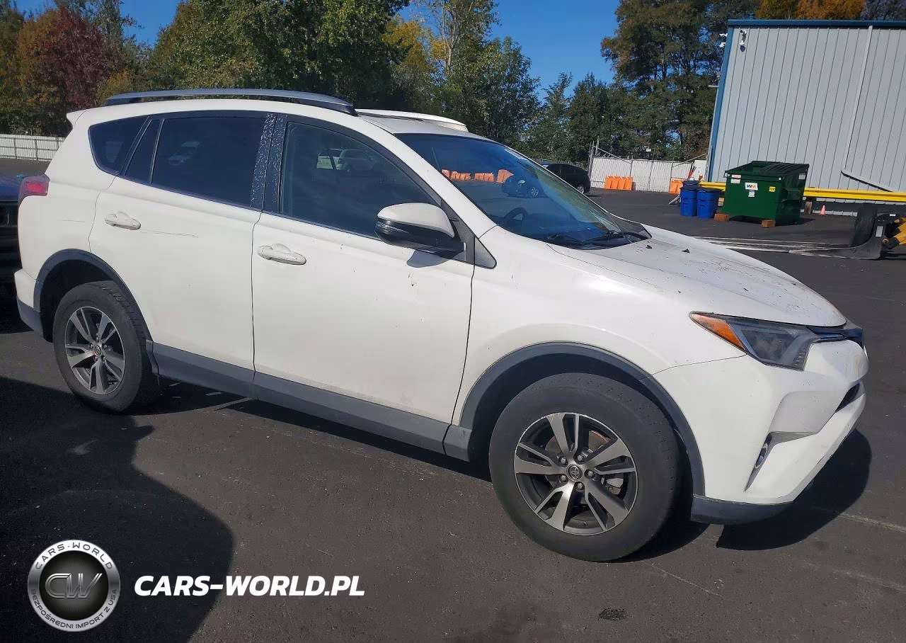 2017 Toyota Rav4 Xle VIN:JTMWFREV6HJ108162 - 4