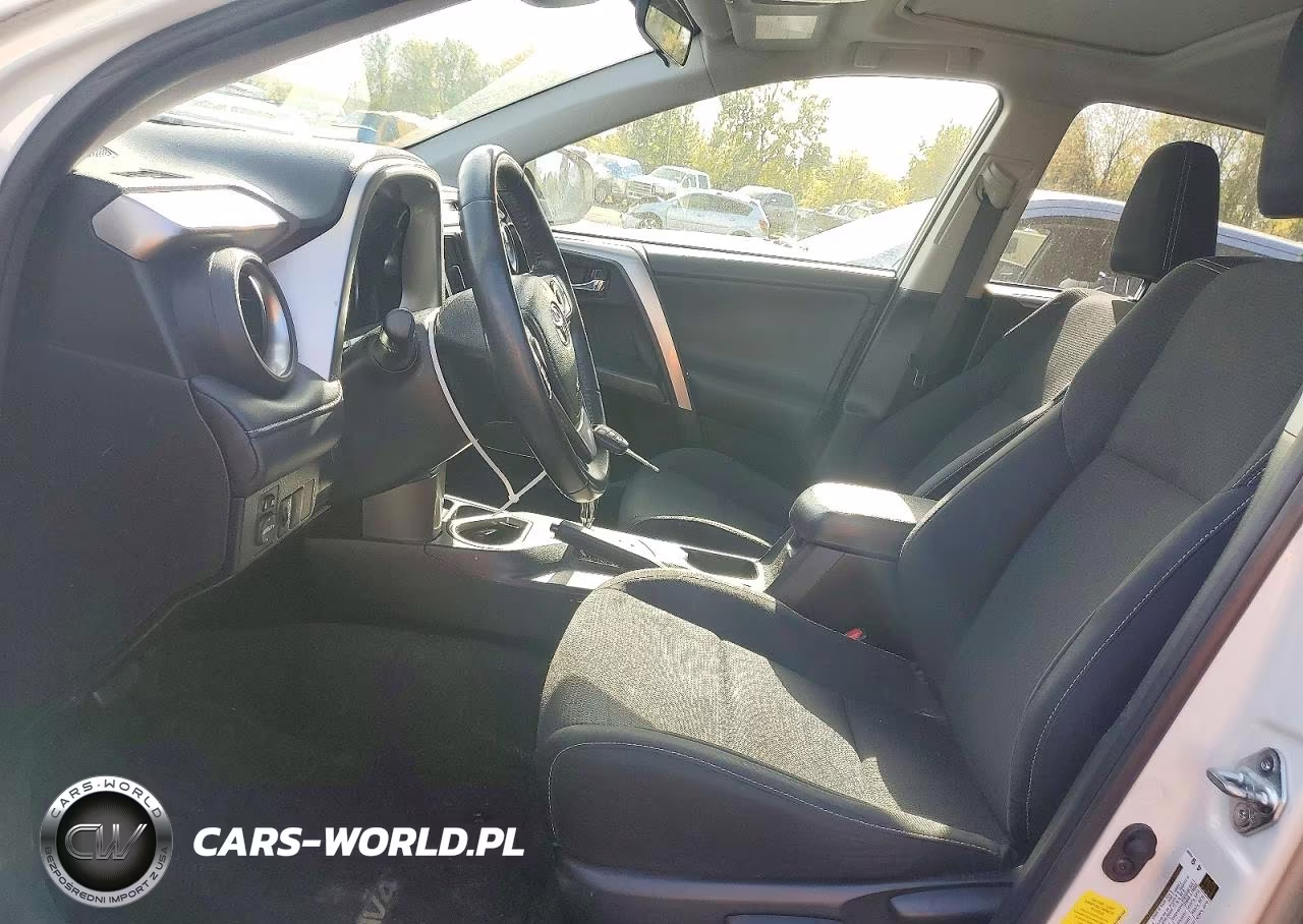 2017 Toyota Rav4 Xle VIN:JTMWFREV6HJ108162 - 7