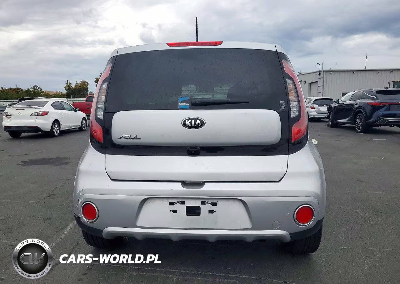2018 Kia Soul + VIN:KNDJP3A57J7596096 - 6