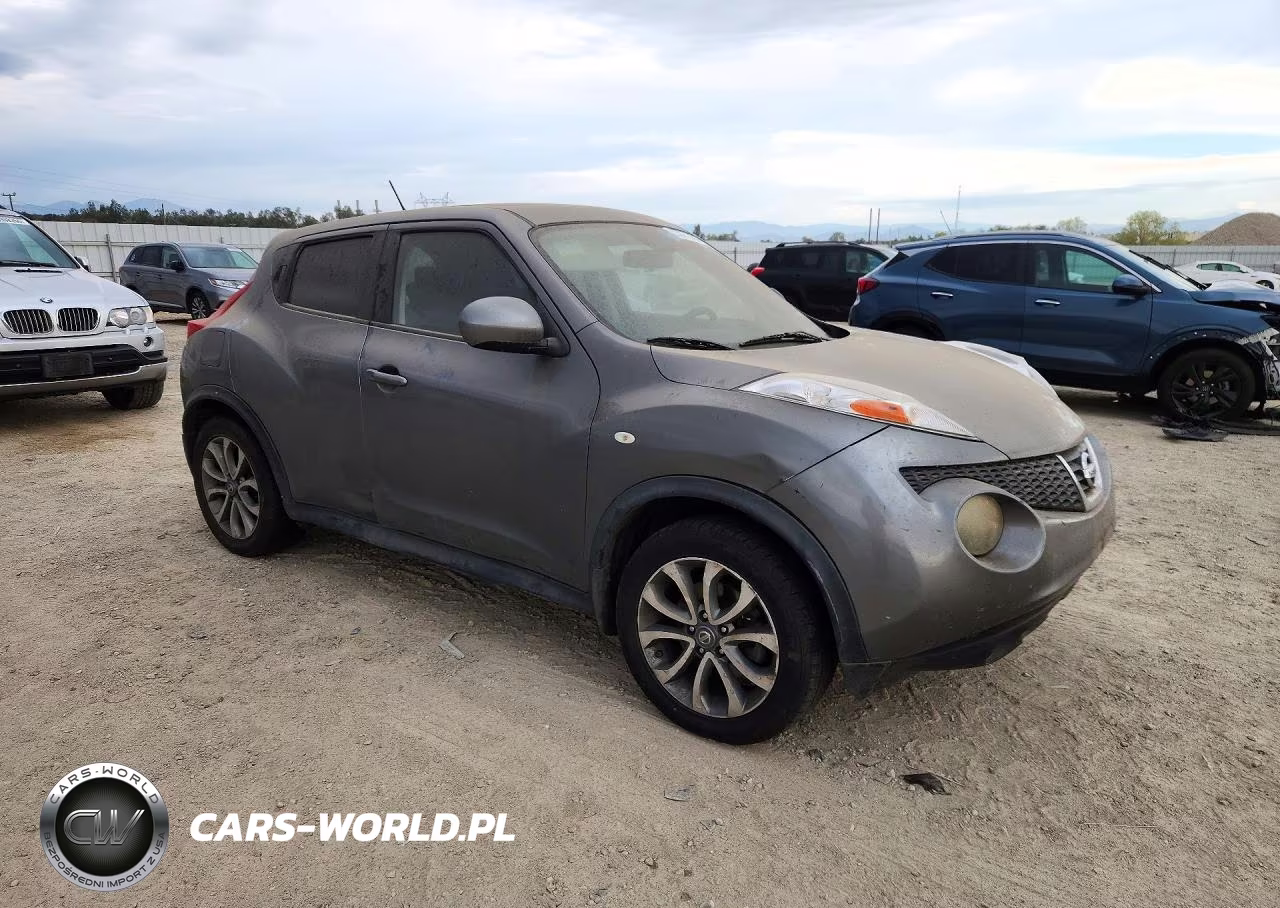 2011 Nissan Juke S VIN:JN8AF5MV8BT016393 - 4