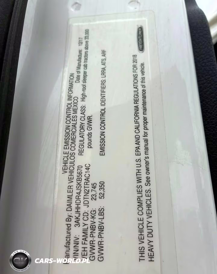 2018 Freightliner Cascadia 126 VIN:3AKJHHDR4JSKB5670 - 10