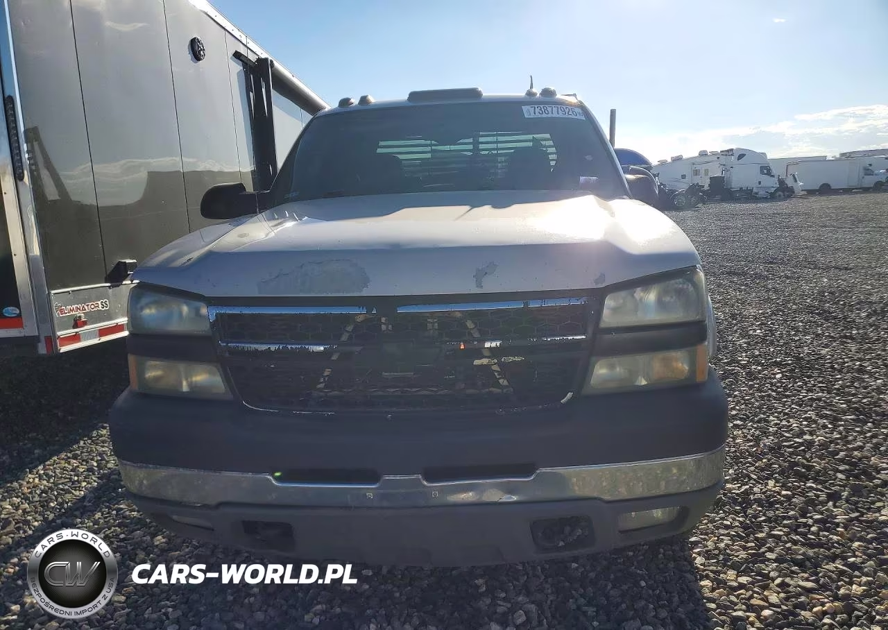 2005 Chevrolet Silverado K3500 VIN:1GBJK33265F836711 - 5