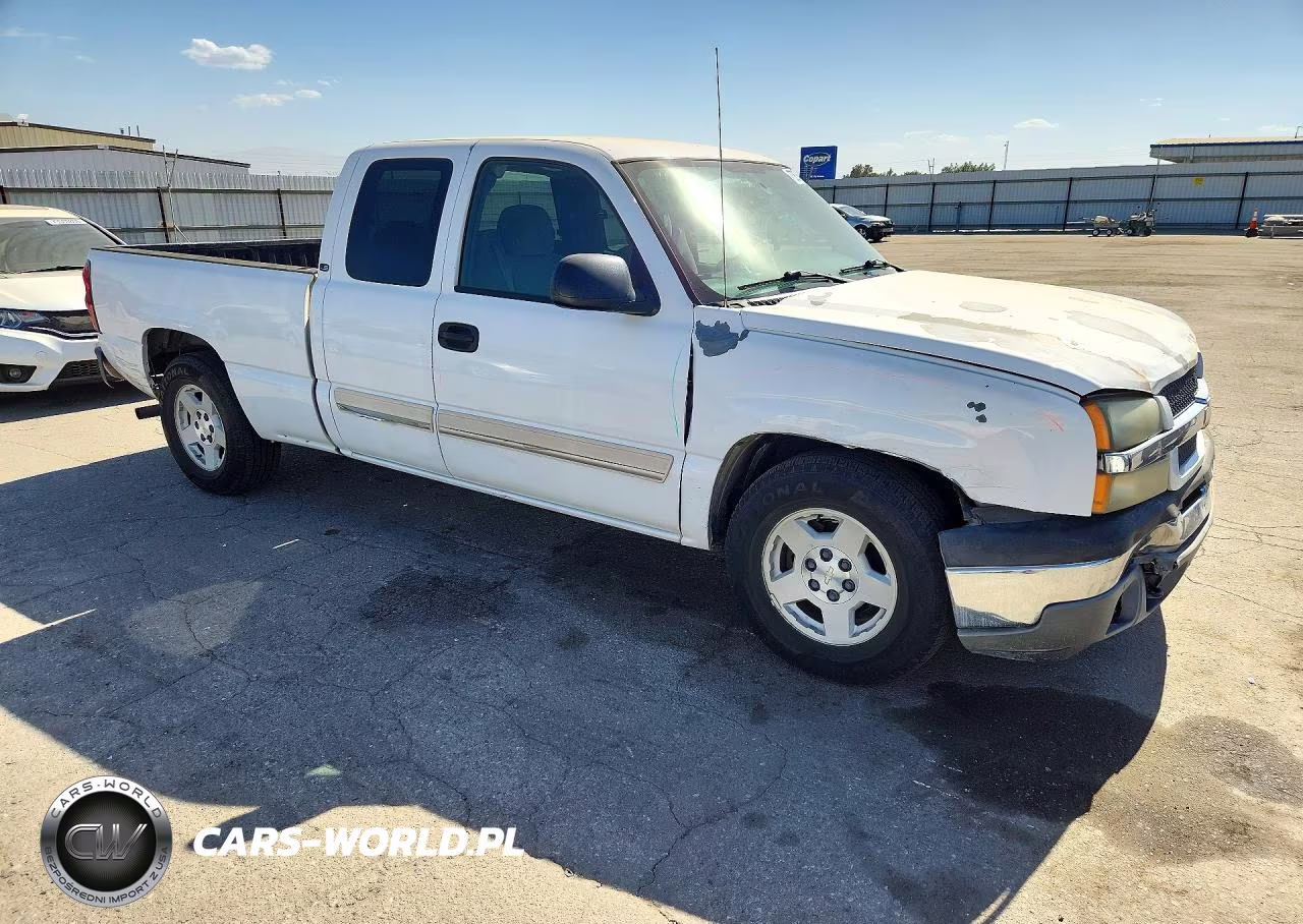 2005 Chevrolet Silverado C1500 VIN:2GCEC19T951159174 - 4
