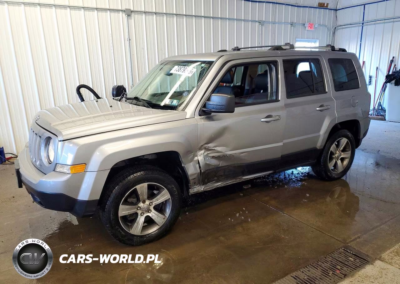 2016 Jeep Patriot Latitude VIN:1C4NJRFB7GD696696 - 1