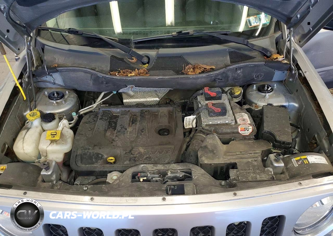 2016 Jeep Patriot Latitude VIN:1C4NJRFB7GD696696 - 12