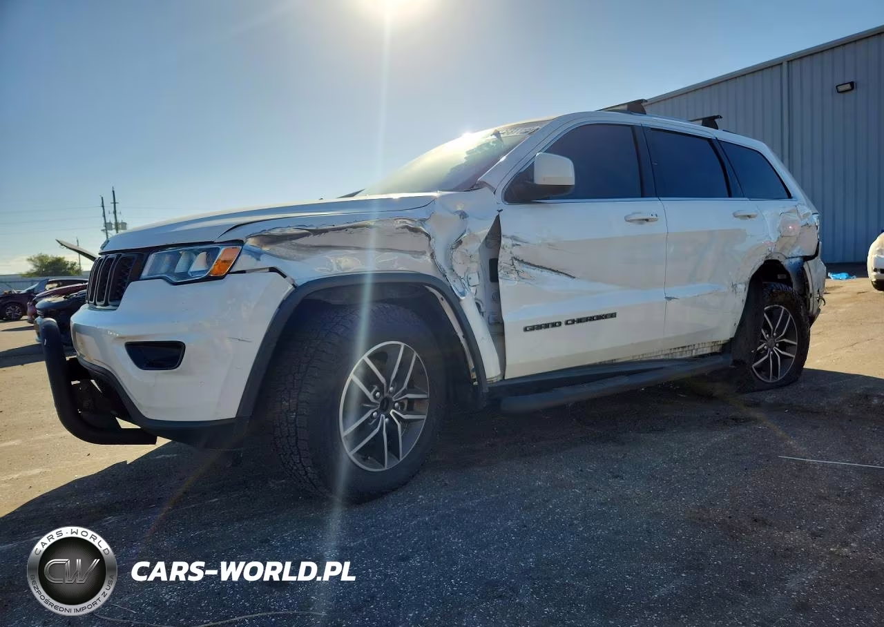 2019 Jeep Grand Cherokee Laredo VIN:1C4RJEAG8KC556572 - 1