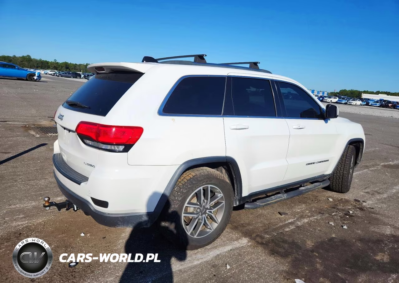 2019 Jeep Grand Cherokee Laredo VIN:1C4RJEAG8KC556572 - 3