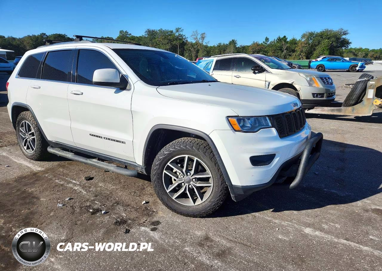 2019 Jeep Grand Cherokee Laredo VIN:1C4RJEAG8KC556572 - 4