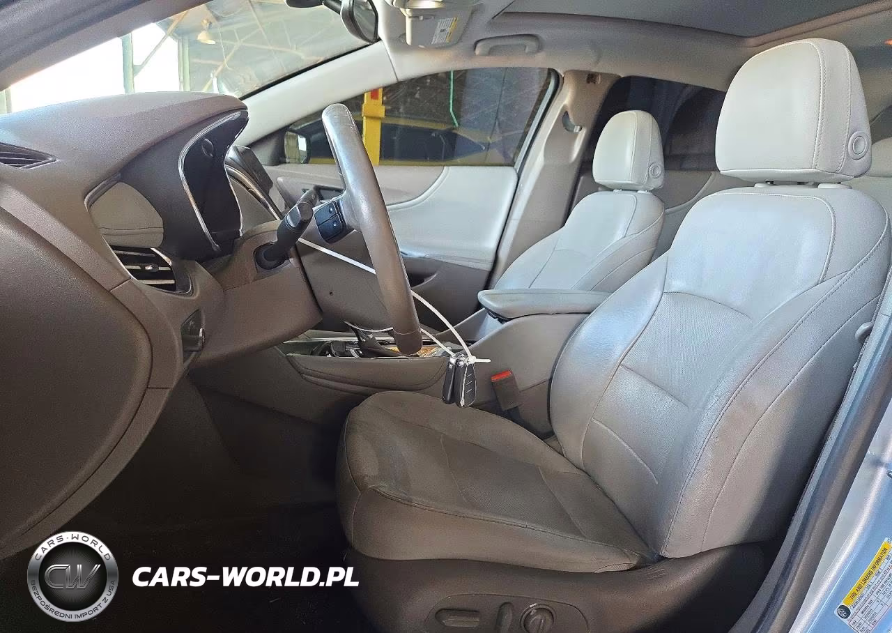 2017 Chevrolet Malibu Premier VIN:1G1ZH5SX8HF247565 - 7