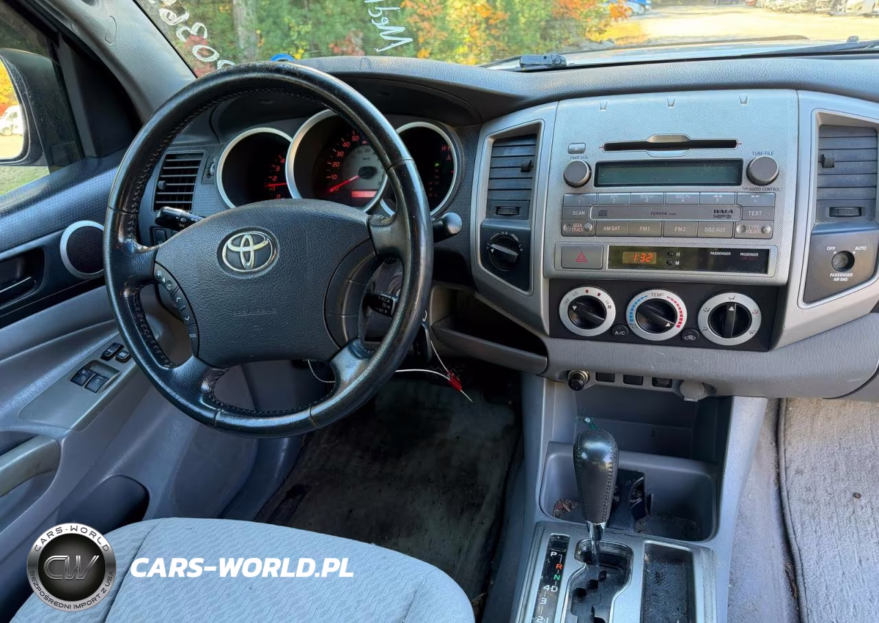 2010 Toyota Tacoma V6 VIN:5TEUU4EN1AZ720068 - 9