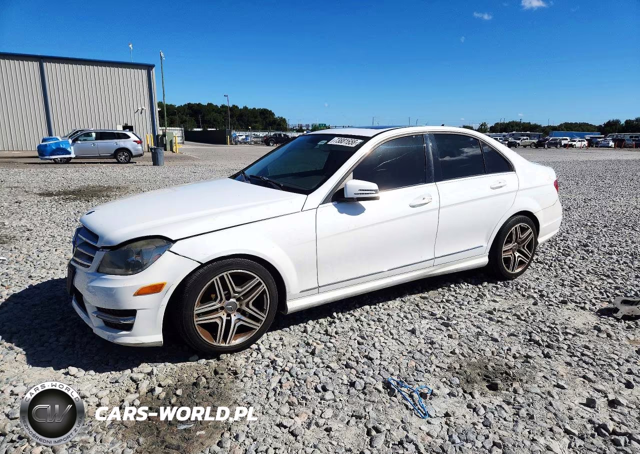 2013 Mercedes-Benz C 300 4Matic