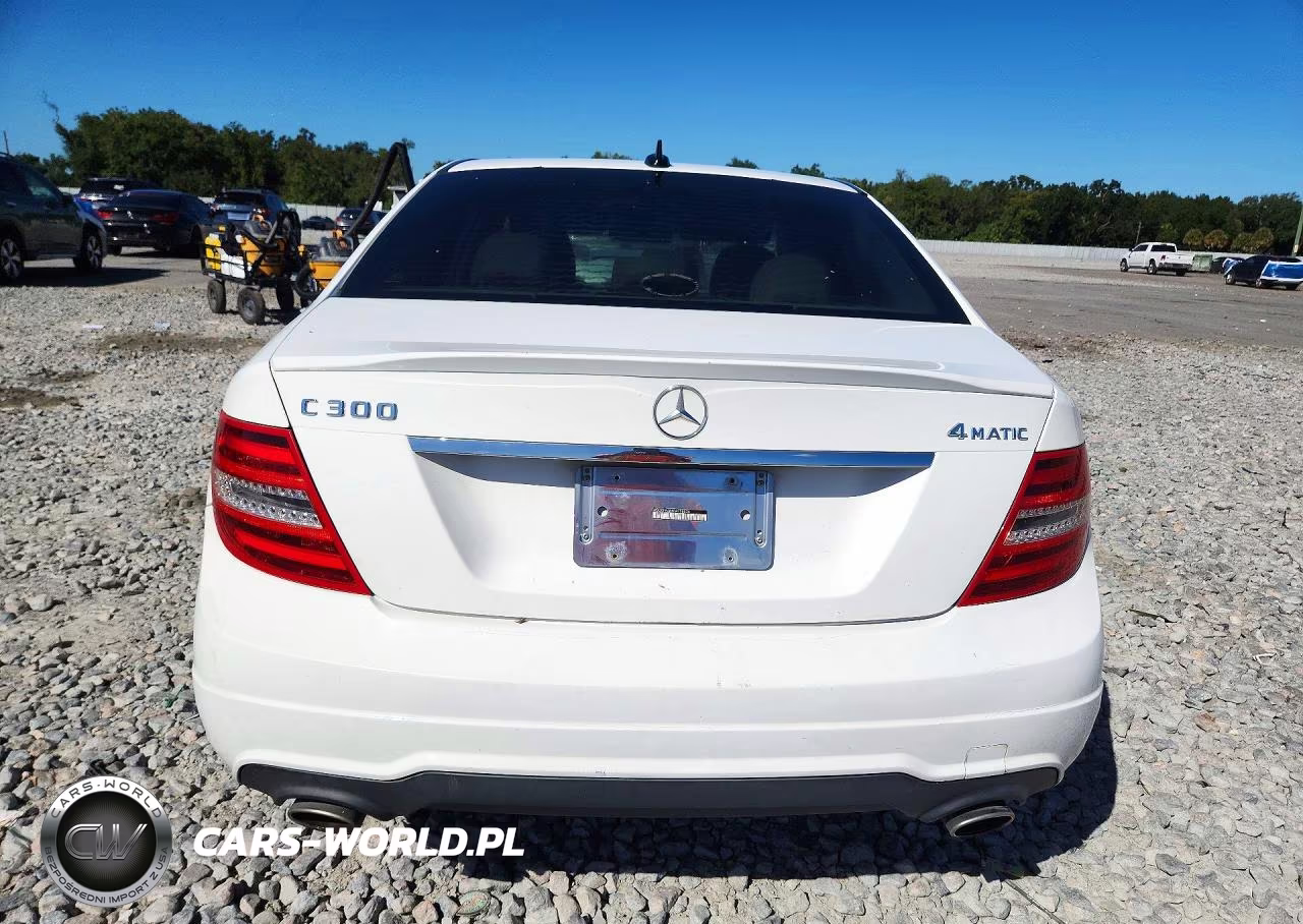 2013 Mercedes-Benz C 300 4Matic VIN:WDDGF8AB8DR258835 - 6