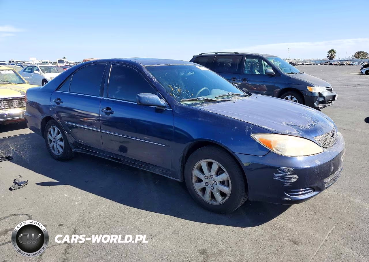 2002 Toyota Camry VIN:4T1BE30KX2U625722 - 4