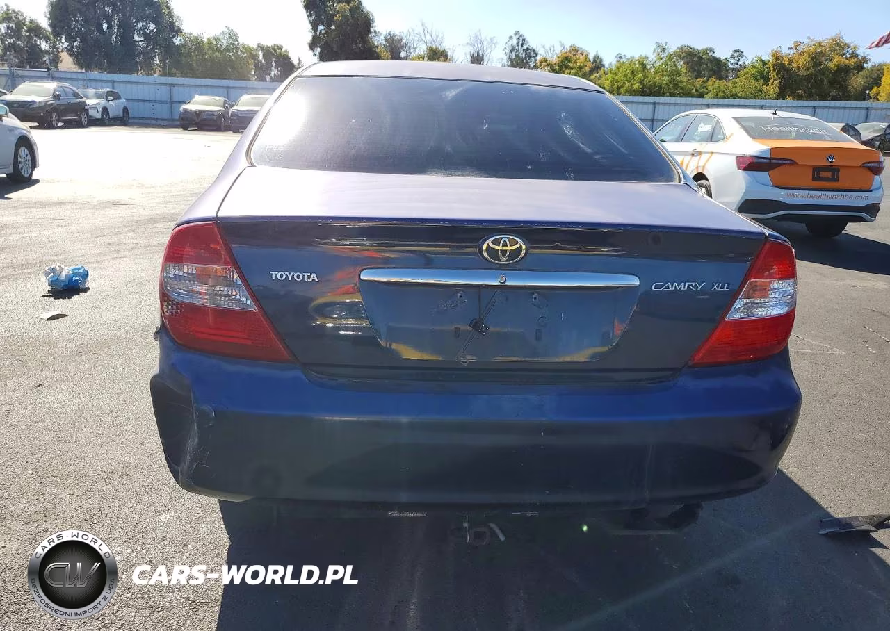 2002 Toyota Camry VIN:4T1BE30KX2U625722 - 6